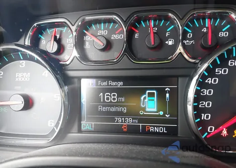 2017 Chevrolet Suburban Ls z USA, uszkodzony, nr VIN 1GNSCGKC4HR326186